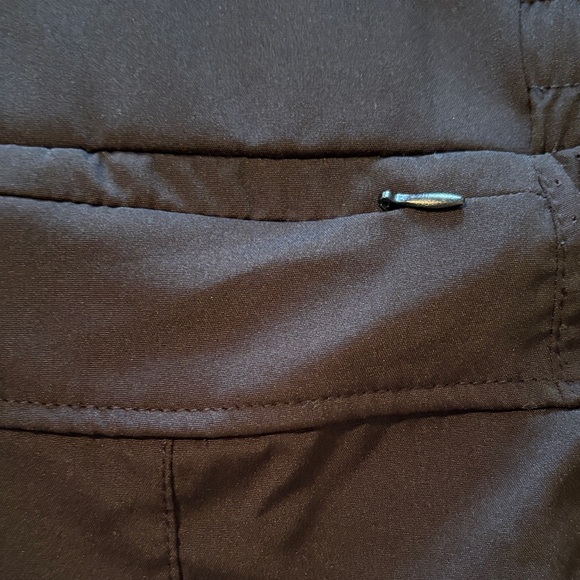 Women's hind Black Athletic Shorts size large - Picture 7 of 7